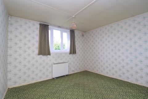 3 bedroom semi-detached bungalow for sale, Ermin Park, Gloucester