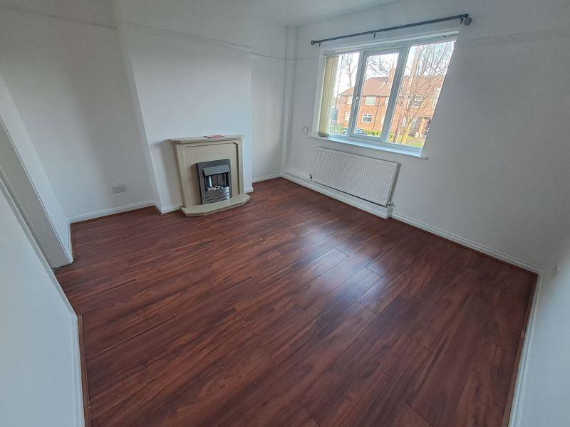 Manor Close, Bootle 2 bed apartment to rent £595 pcm (£137 pw)