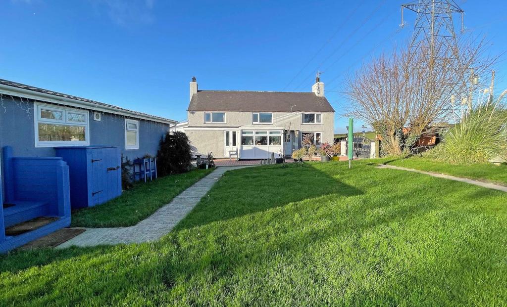 Cemaes Bay, Isle of Anglesey, LL67 4 bed detached house for sale £430,000
