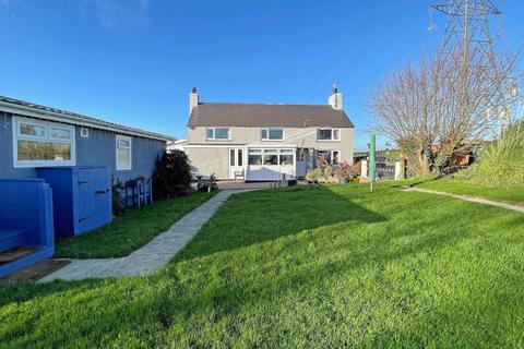 4 bedroom detached house for sale, Cemaes Bay, Isle of Anglesey, LL67