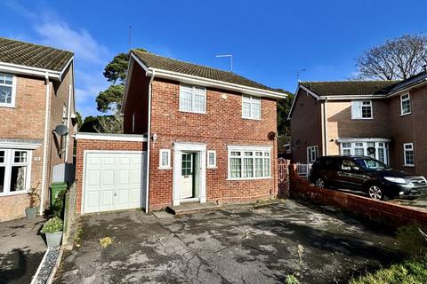 4 bedroom detached house for sale, Cherita Court, Poole BH15