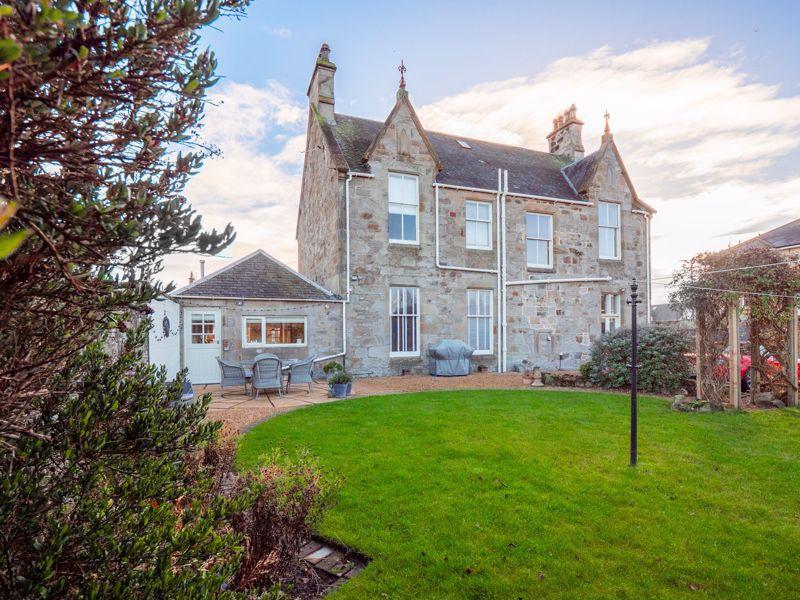 St. Meddans Street, Troon KA10 5 bed detached villa for sale £675,000