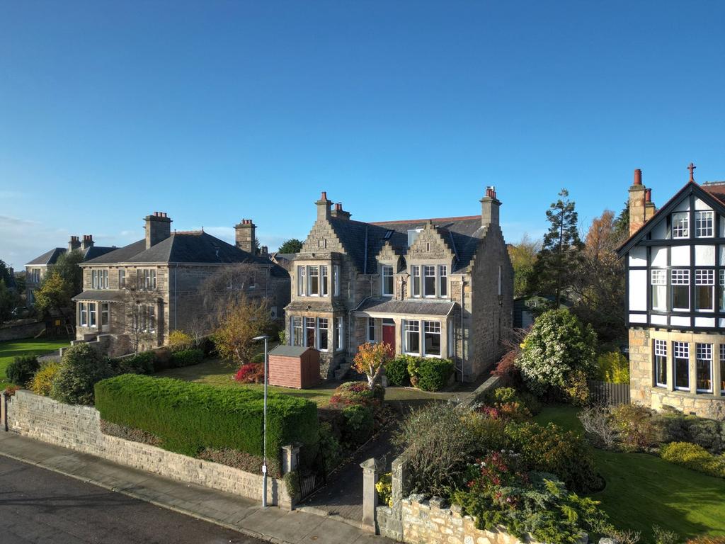 Naviedale, 29 Forteath Avenue, Elgin... 5 bed detached house £600,000