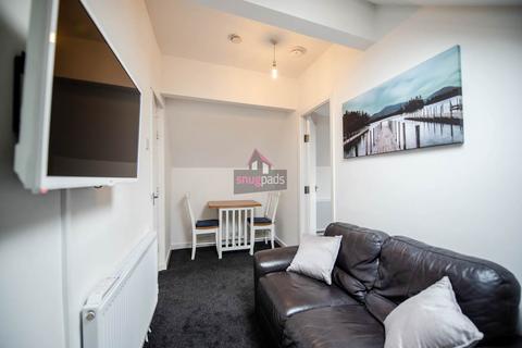 2 bedroom flat to rent - Barrfield Road, Salford, Manchester