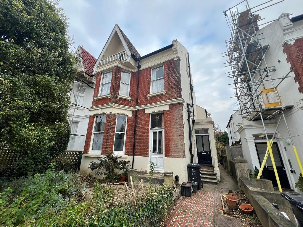 Hove Park Villas, Hove, BN3 6HH Studio to rent £975 pcm (£225 pw)