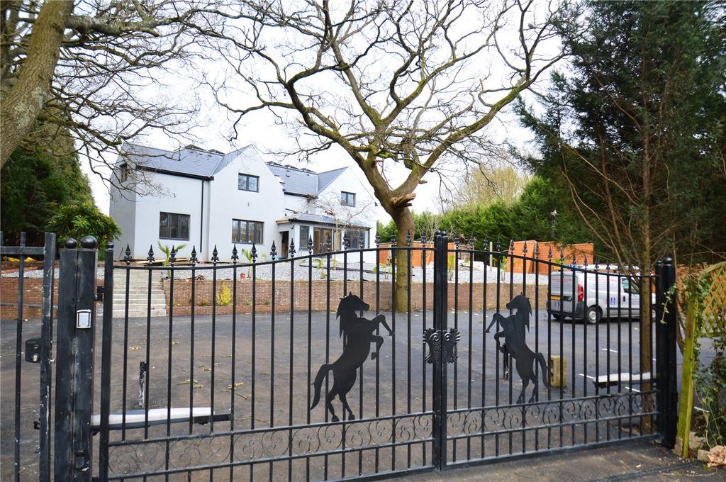 London Road North, Merstham, Redhill... 1 bed apartment to rent £