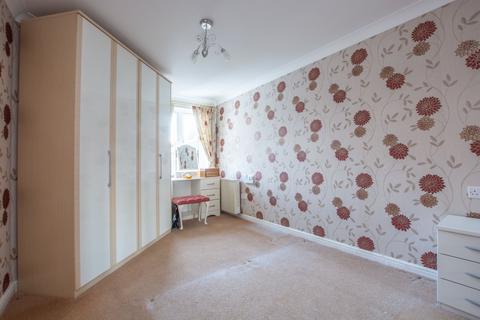 1 bedroom apartment for sale - 39 Hornbeam Court, Oxford Avenue, Guiseley, Leeds, West Yorkshire
