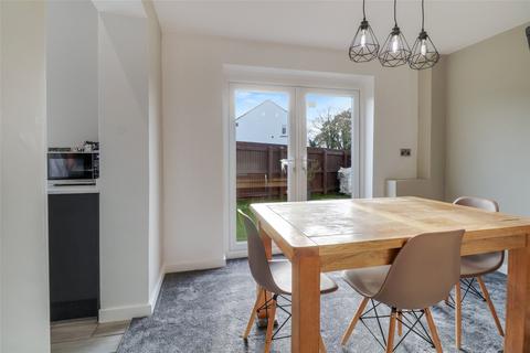 39 Howards Close, South Molton, EX36 4JT