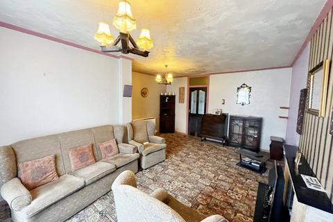 3 bedroom end of terrace house for sale, Church Street, Bloxwich, Walsall, WS3