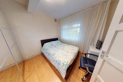 2 bedroom flat for sale, Bracklyn Court, Wimbourne Street, N1 area