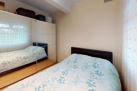 2 bedroom flat for sale, Bracklyn Court, Wimbourne Street, N1 area