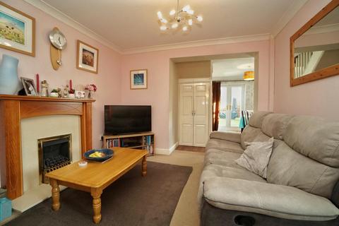 2 bedroom end of terrace house for sale, Showfield Drive, Easingwold, York