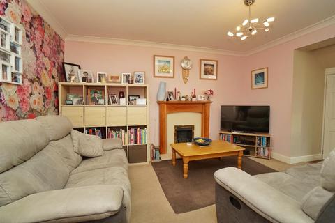 2 bedroom end of terrace house for sale, Showfield Drive, Easingwold, York