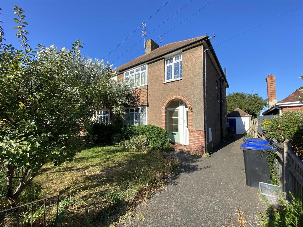 Loxwood Avenue, Worthing 2 bed flat £1,050 pcm (£242 pw)
