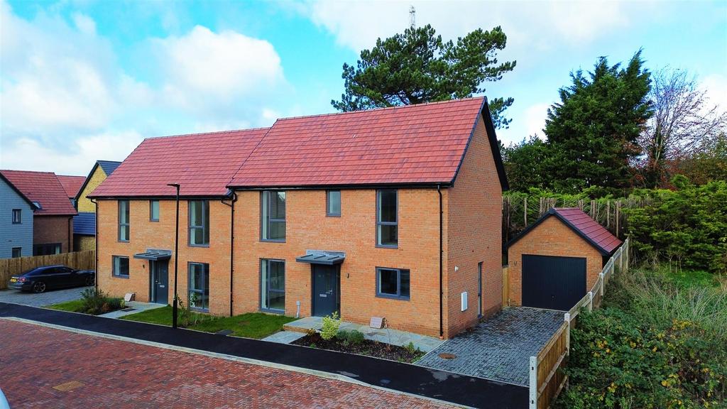 Plot 15, Chiltern Fields, Barkway, Royston 3 bed semidetached house