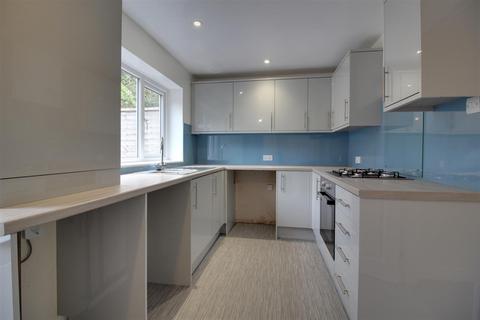 2 bedroom semi-detached house to rent - Bond Way, Cannock WS12
