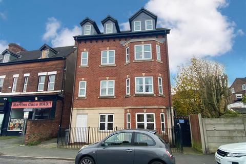 2 bedroom flat to rent, The Courtyard, 2 Roseville Mews, Sale