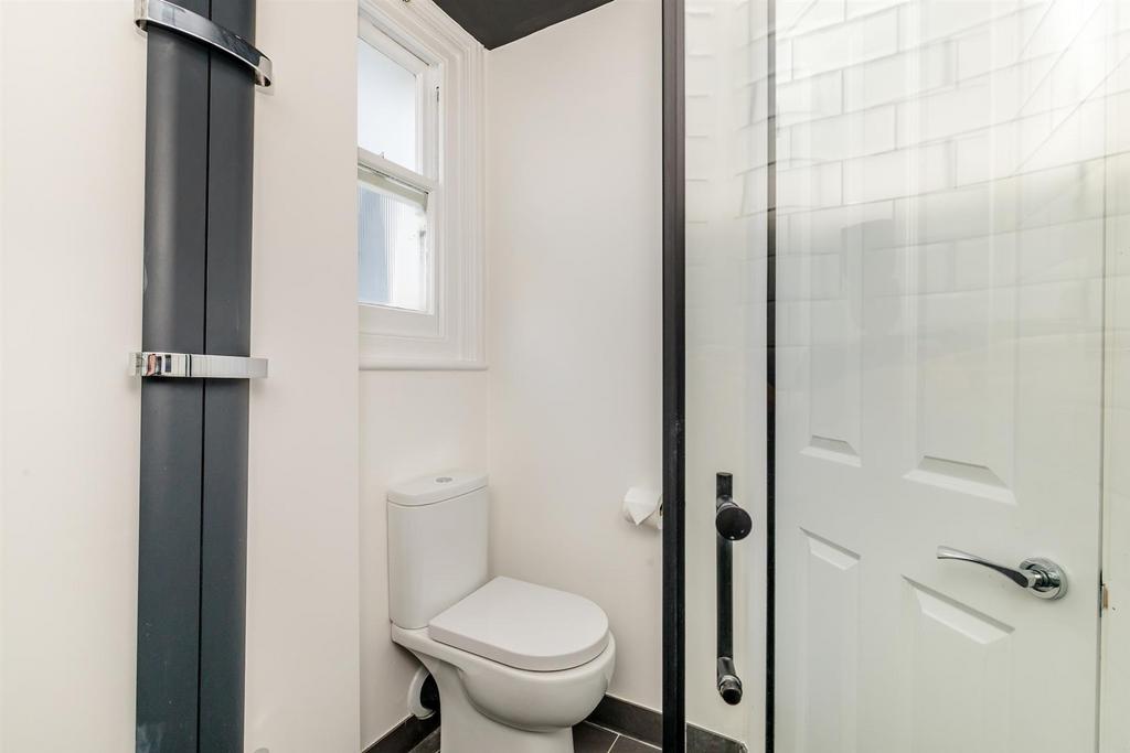 Ditchling Rise, 93, Middle Flat-20.JPG