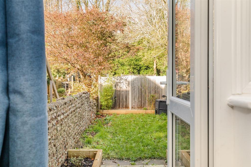 Ditchling Rise, 93, Middle Flat-28.JPG
