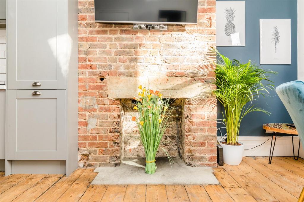 Ditchling Rise, 93, Middle Flat-50.JPG