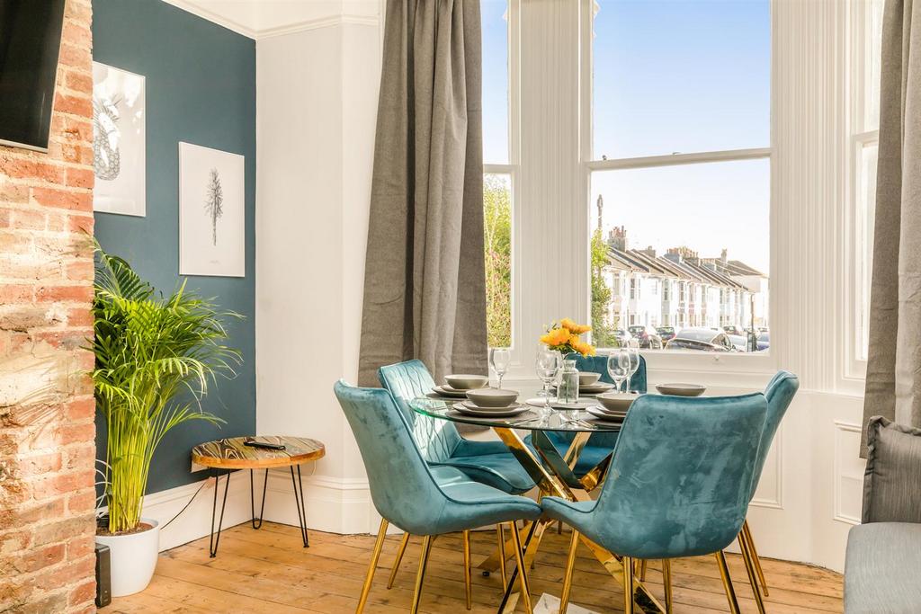 Ditchling Rise, 93, Middle Flat-34.JPG