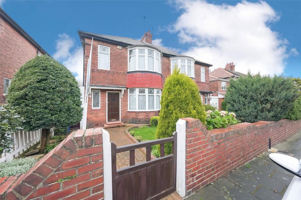 Ovington Grove, Fenham, NE5 2 bed semidetached house for sale £120,000