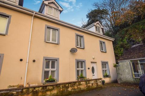 4 bedroom terraced house for sale, Llys y Porth, Porthmadog