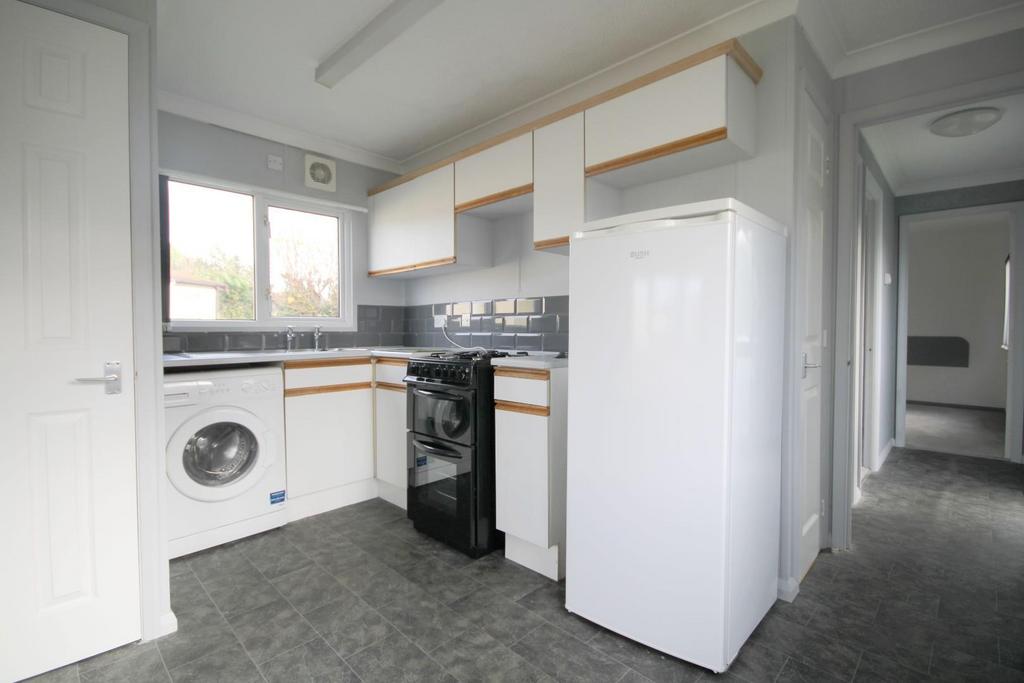 Sixth Avenue, Shaws Trailer Park, Harrogate, HG2 7NE 2 bed park home