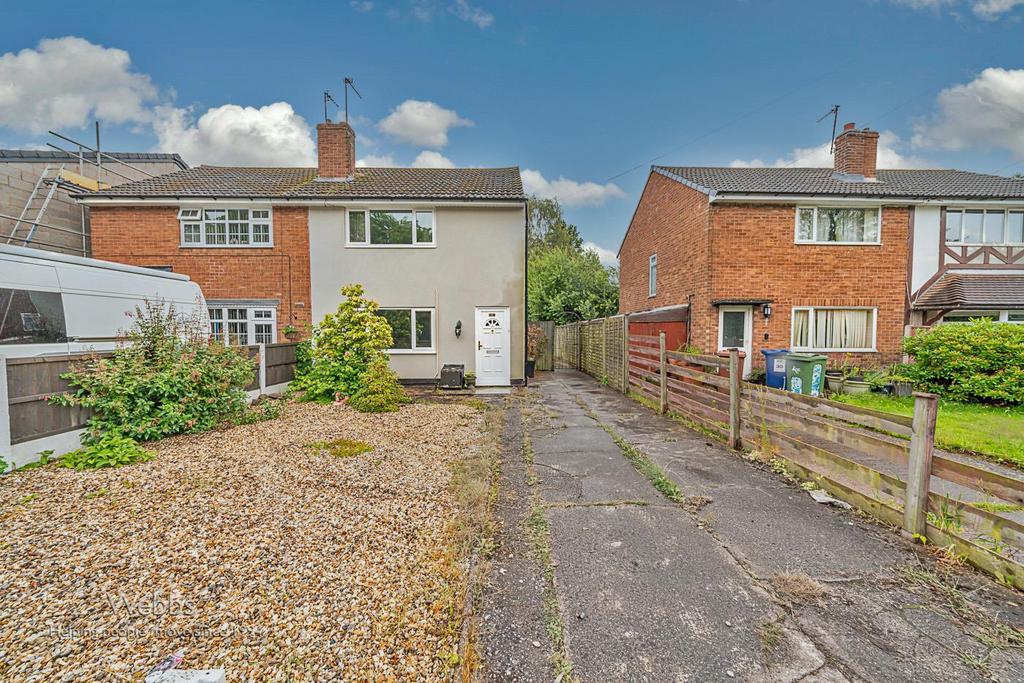 Burntwood Road, Norton Canes, Cannock WS11 3 bed semidetached house