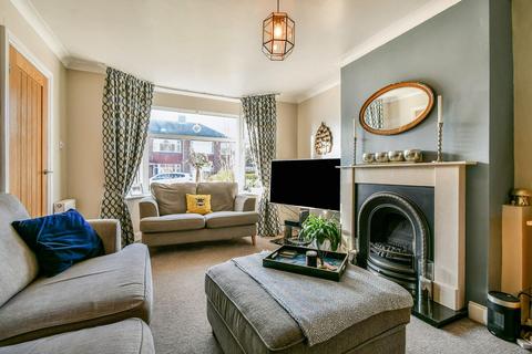 5 bedroom house for sale - Reighton Drive, York