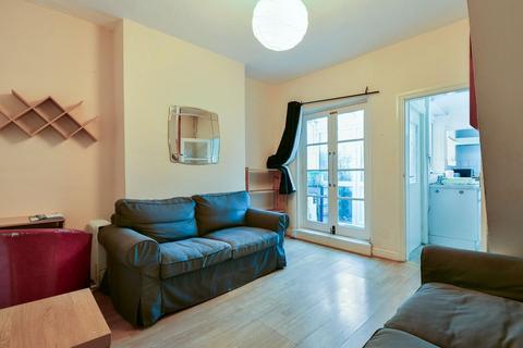 2 bedroom terraced house for sale - Nelson Street, York