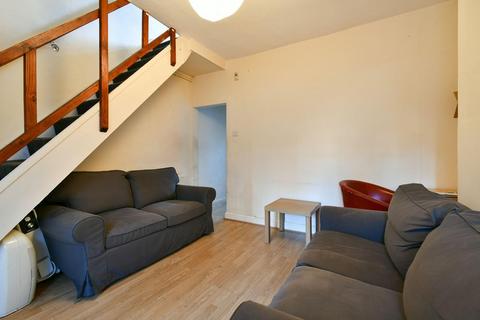 2 bedroom terraced house for sale - Nelson Street, York