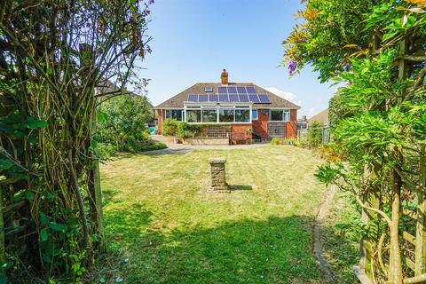 3 bedroom detached bungalow for sale, Meadow Way, Fairlight