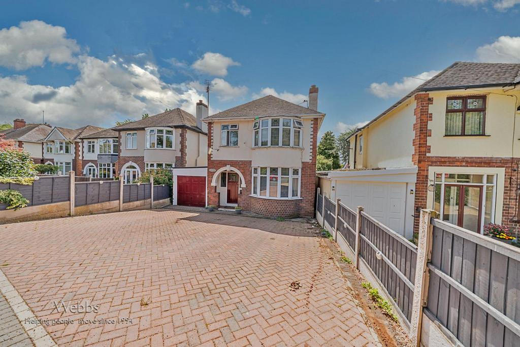 Girton Road, Cannock WS11 3 bed detached house £290,000