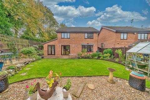 23 Hoylake Close, Walsall, WS3 3XJ