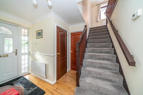 23 Hoylake Close, Walsall, WS3 3XJ