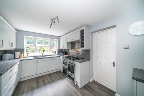 4 bedroom detached house for sale - The Downs, Walsall WS9