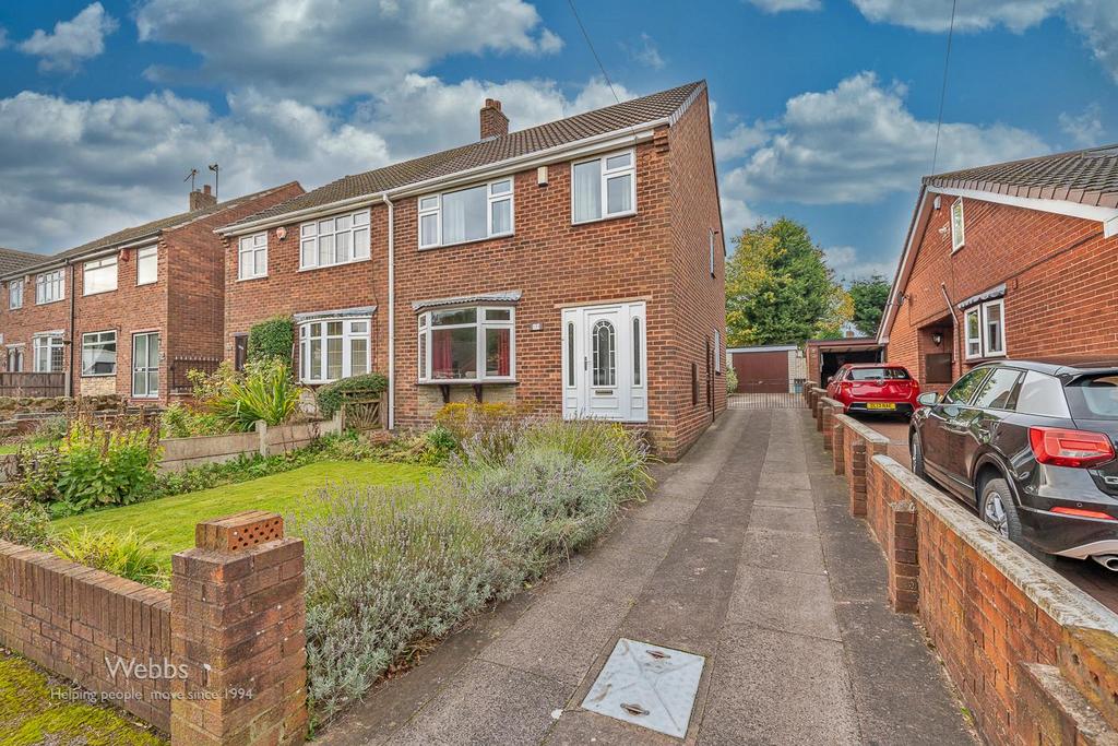 John Street, Cannock WS11 3 bed semidetached house £200,000