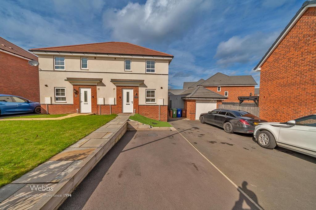 Adams Way, Hednesford, Cannock WS12 3 bed semidetached house for sale