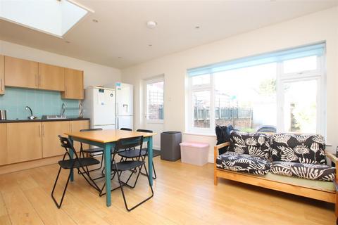 5 bedroom house to rent - Selborne Road, Bristol BS7
