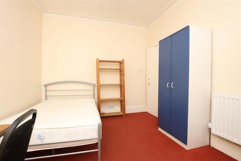 5 bedroom house to rent - Court Road, Bristol BS7