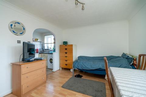 1 bedroom flat for sale, Half Moon Meadow, Hemel Hempstead