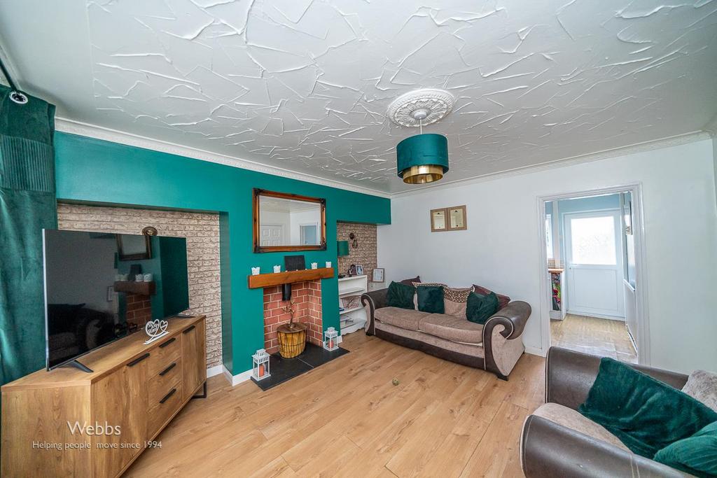 Lichfield Road, Willenhall WV12 3 bed semidetached house for sale £180,000