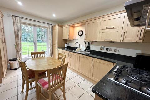 2 bedroom apartment for sale, Waverley Heights, 58 Waverley Lane, Farnham