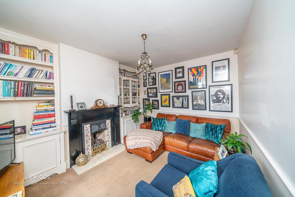 Old Penkridge Road, Cannock WS11 3 bed semidetached house for sale £