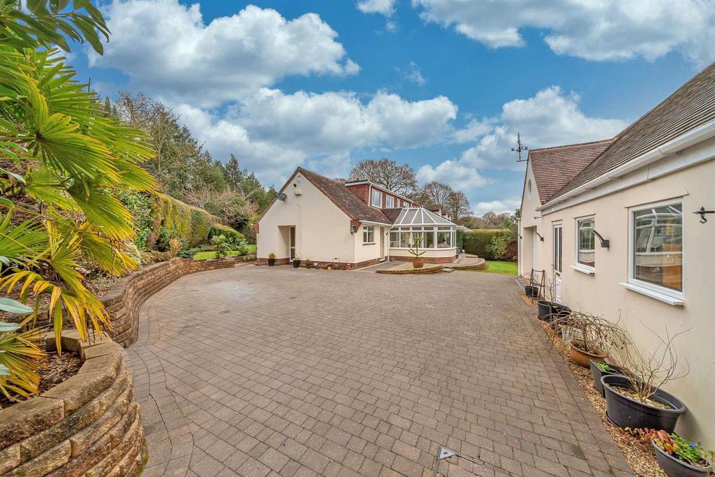 Penkridge Bank Road, Slitting Mill, Rugeley WS15 4 bed detached bungalow for sale £550,000