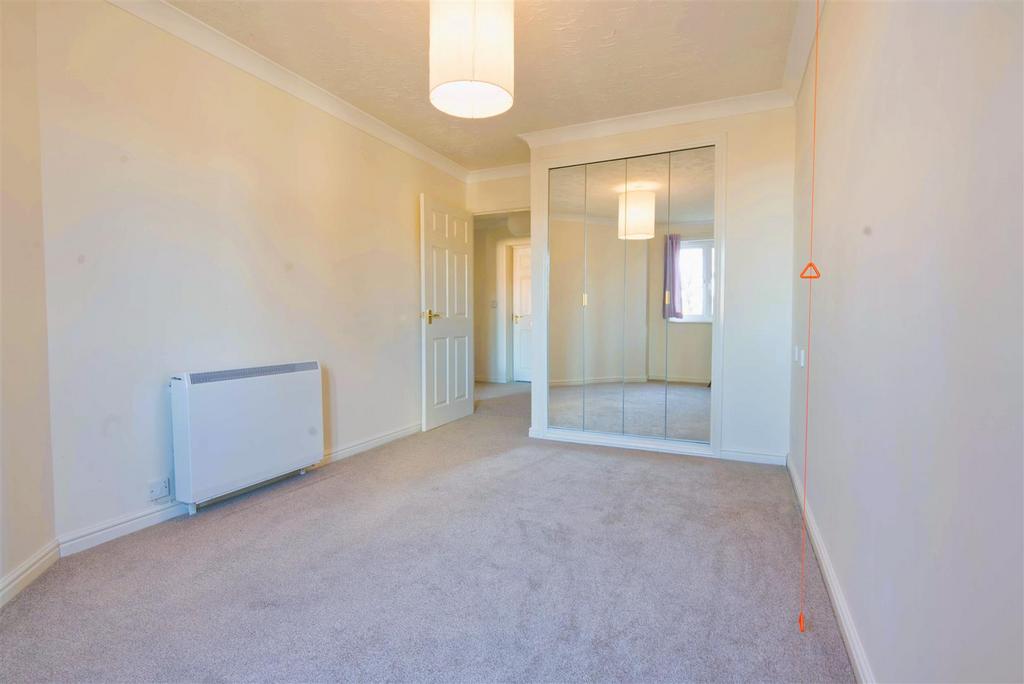 Ross court Bedroom.jpg