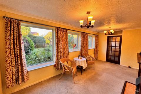3 Cherry Tree Lane, Codsall, Wolverhampton, WV8 1NL