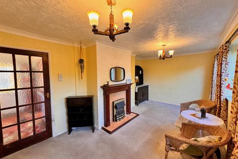 3 Cherry Tree Lane, Codsall, Wolverhampton, WV8 1NL