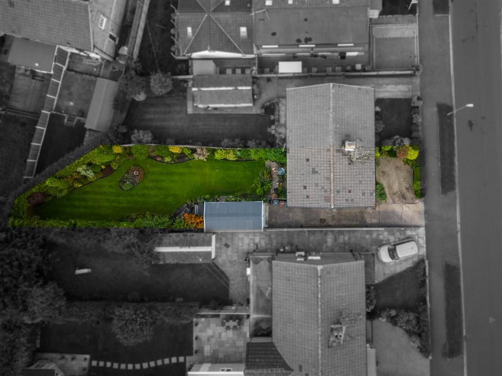 Linton Avenue, Leeds 3 bed semidetached house for sale £350,000